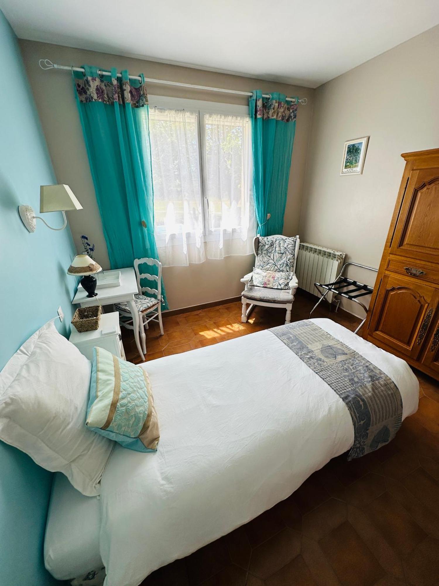 Holiday home Spacieuse Equipee Avec Piscine, Jardin Et Loisirs - Au Coeur De La Provence